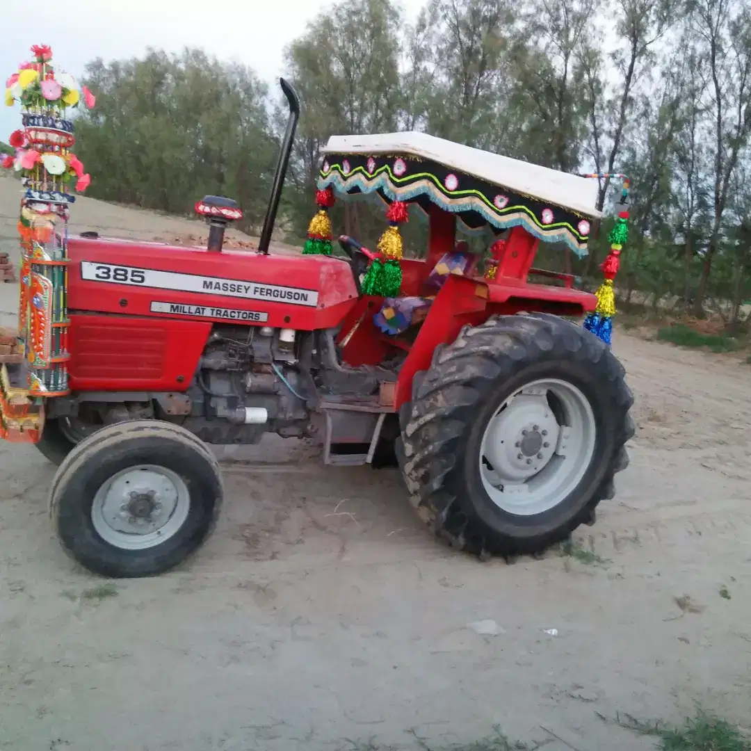 Tractor 385 fore sale modal 2013