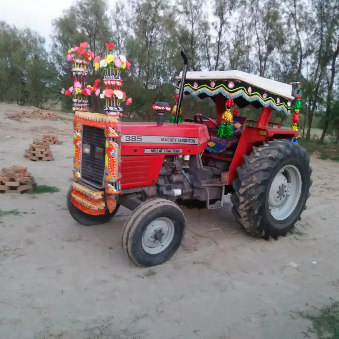 Tractor 385 fore sale modal 2013