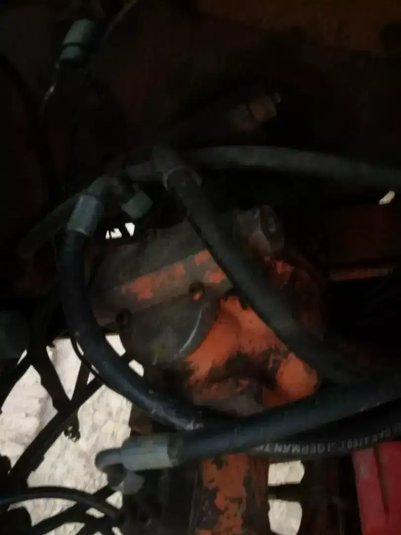 Hitachi 60M Excavator registered in 2006 in Rawalpindi.