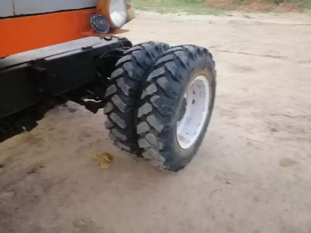 Hitachi 60M Excavator registered in 2006 in Rawalpindi.