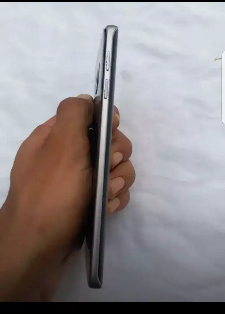 Samsung s6edeg bus glass break ha baki every thing is ok ha