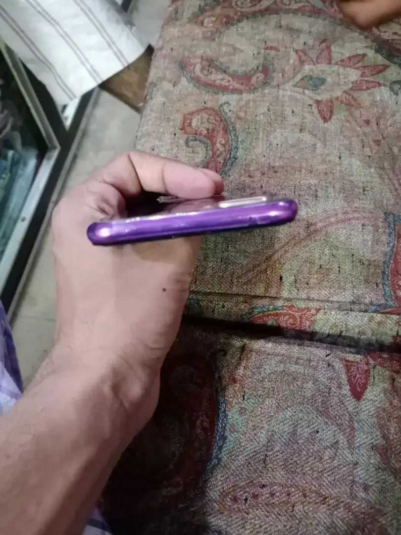 Oppo f9 satrry purple color