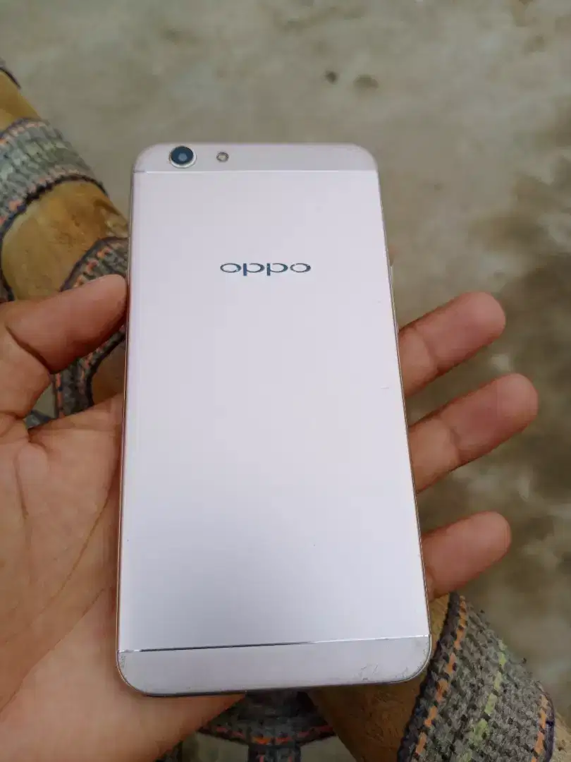 OPPO f1s 3/32 for sale