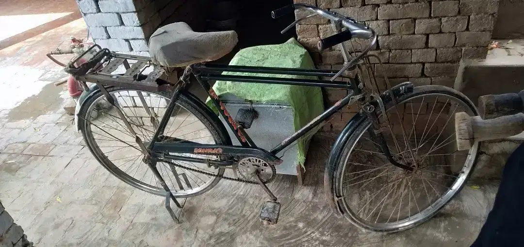 BiCycle green colour  for sale in khanewal