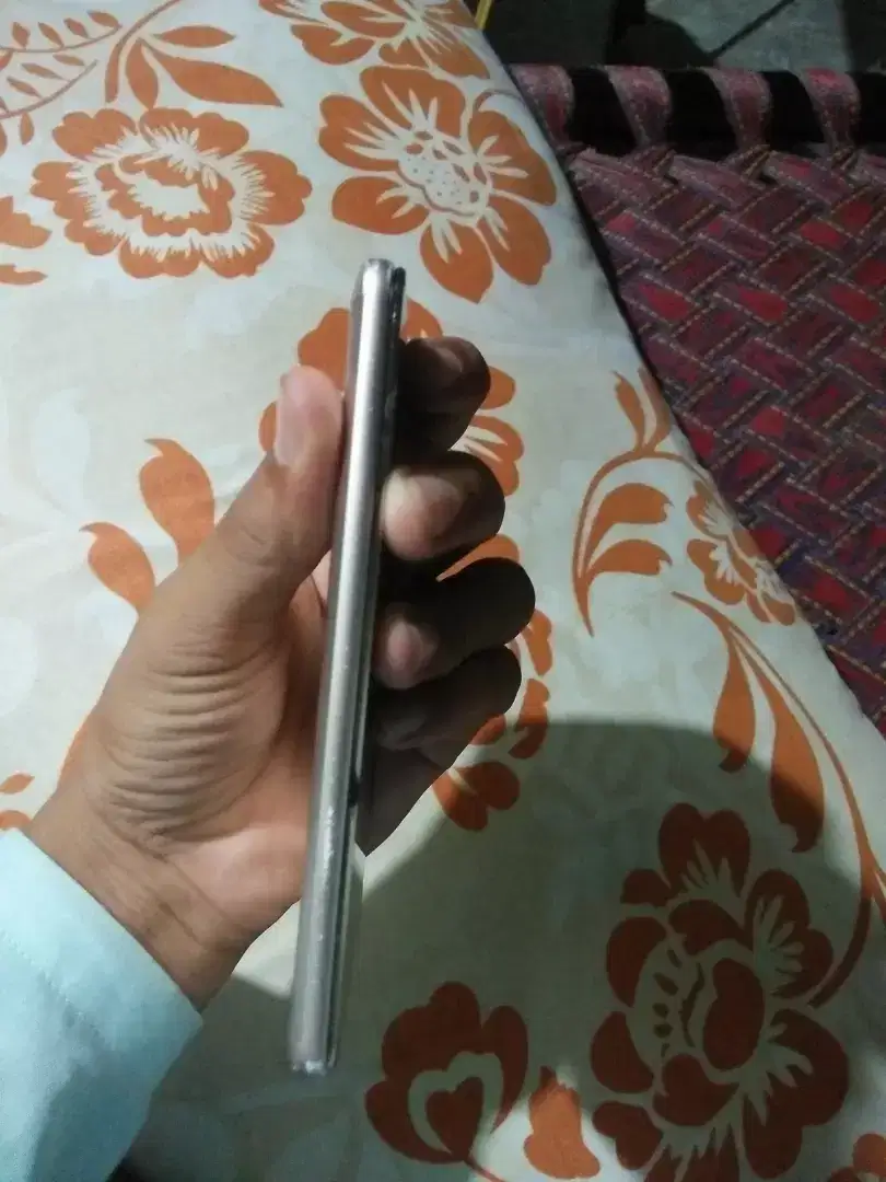 Q mobile i6 mobile for sale
