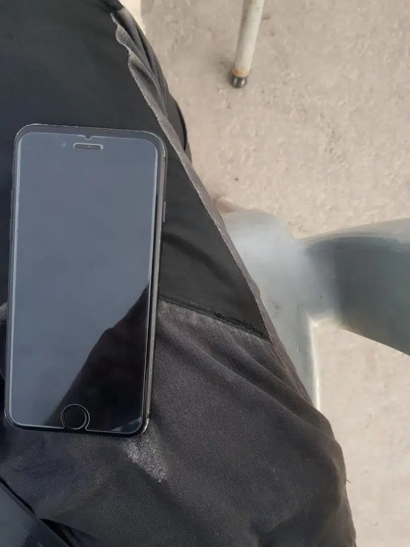 Iphone 7 32 gb mobile for sale