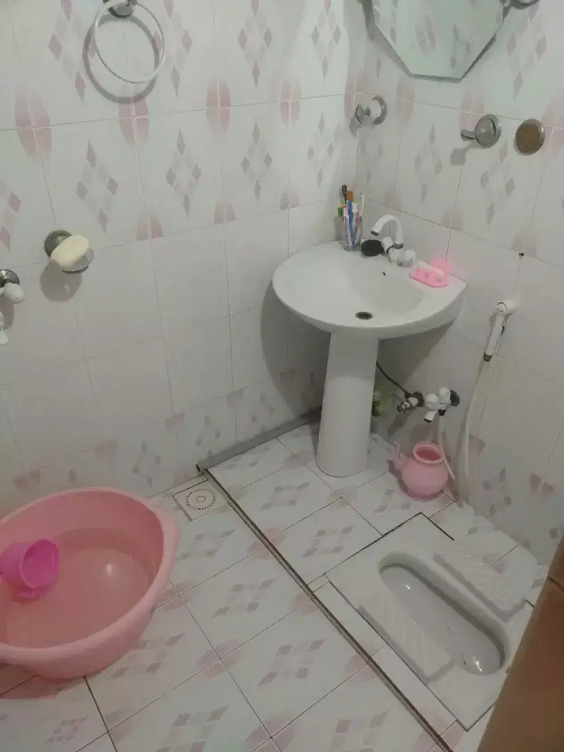 8 Marla House For sale