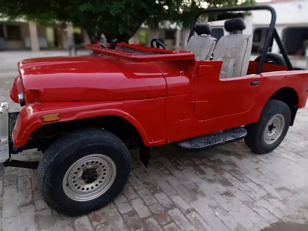 1979 - 500,000 km Jeep cj7 model 1979 good candition engine 2c diesel pawer stee