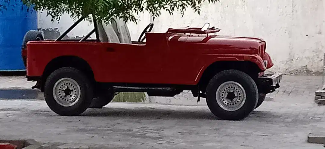 1979 - 500,000 km Jeep cj7 model 1979 good candition engine 2c diesel pawer stee