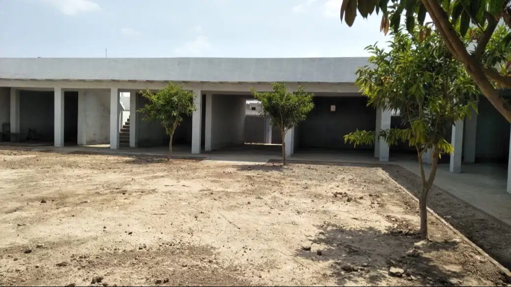 Building for rent