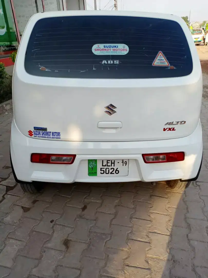 2019 - 17,000 km Lush condition