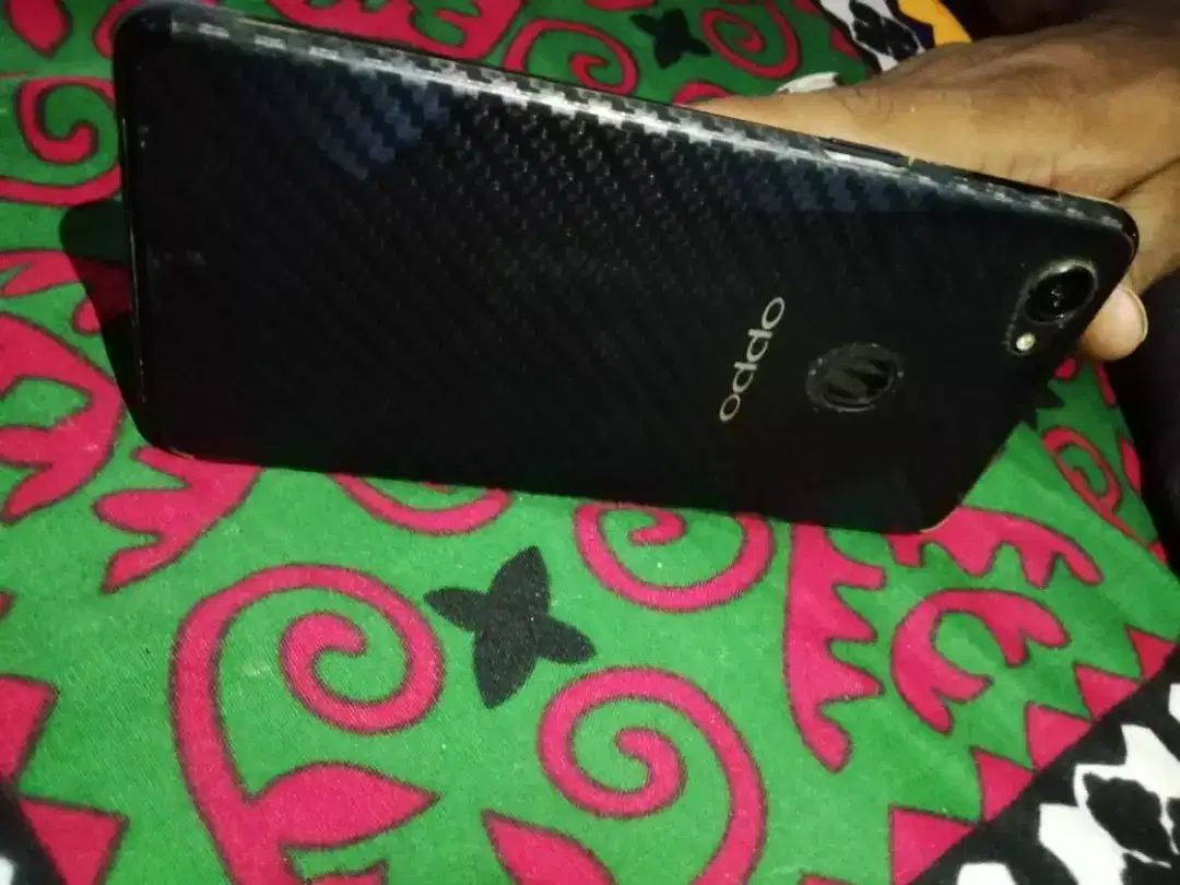 Oppo F7 Android phone available for sale in khanewal