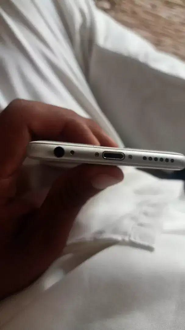 Selling APPLE Iphone in khanewal