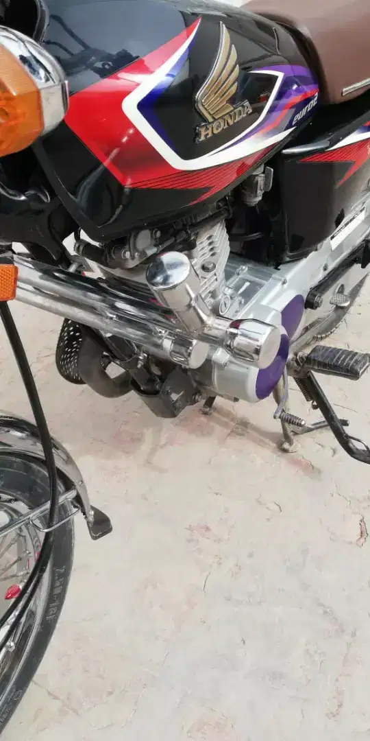 Honda 125 orignal bike available for sale