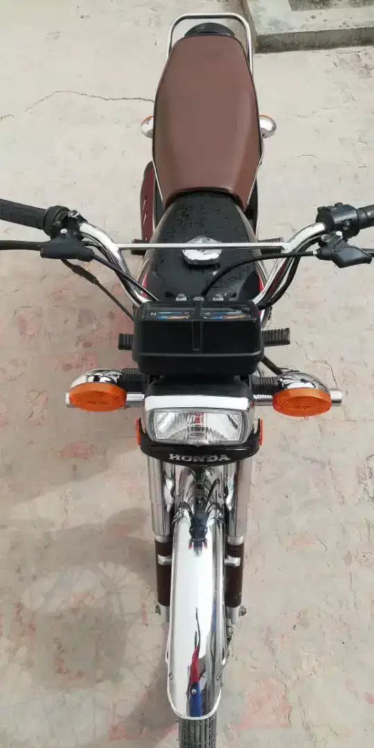 Honda 125 orignal bike available for sale