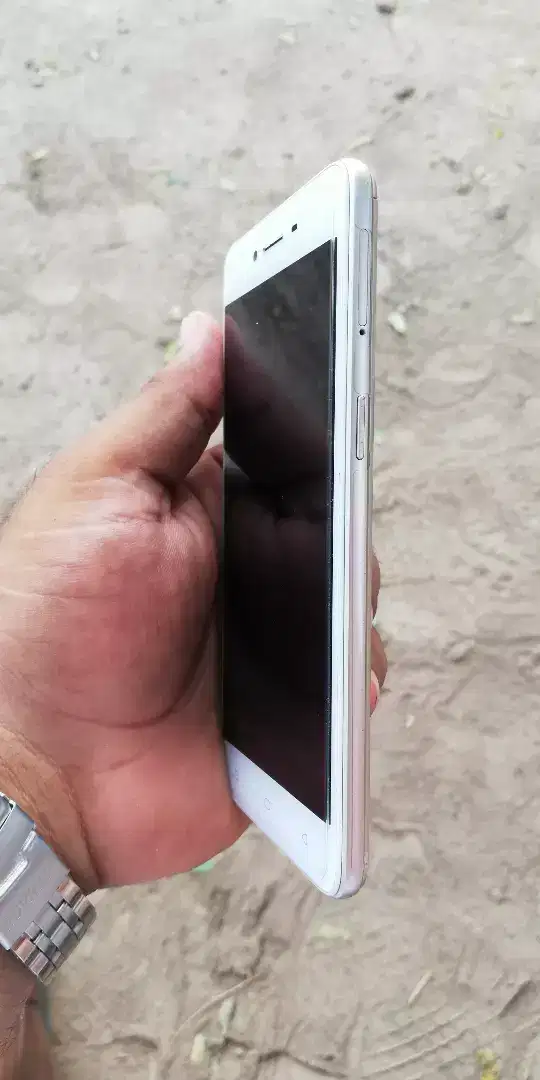 Oppo a37f Selfie Expert Mobile For Sale