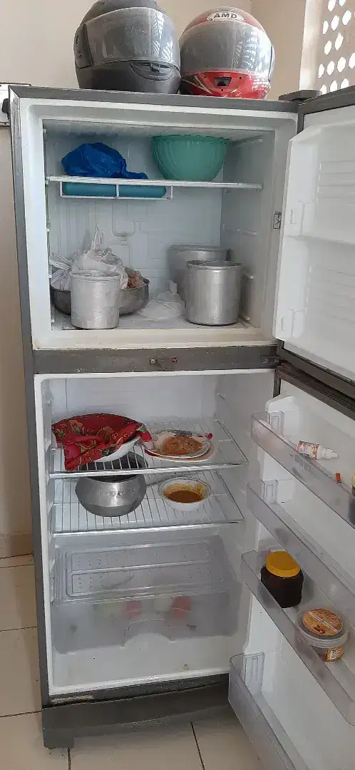 Dawlance fridge for sale