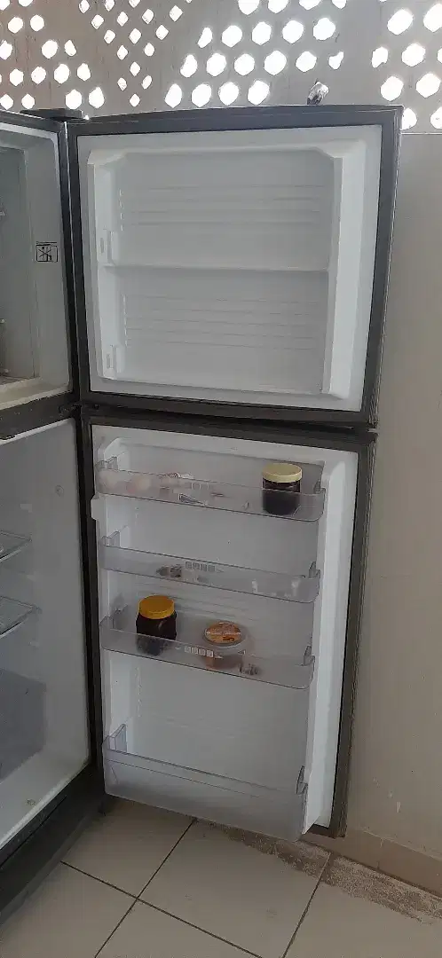 Dawlance fridge for sale