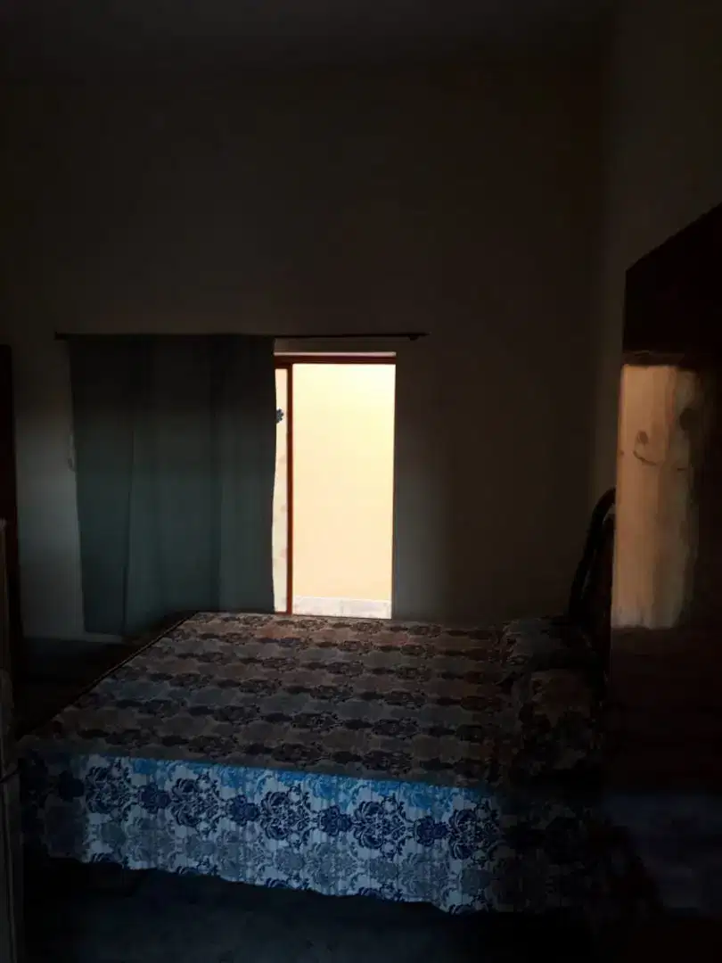I want to sale my 5 Marlas house in key location