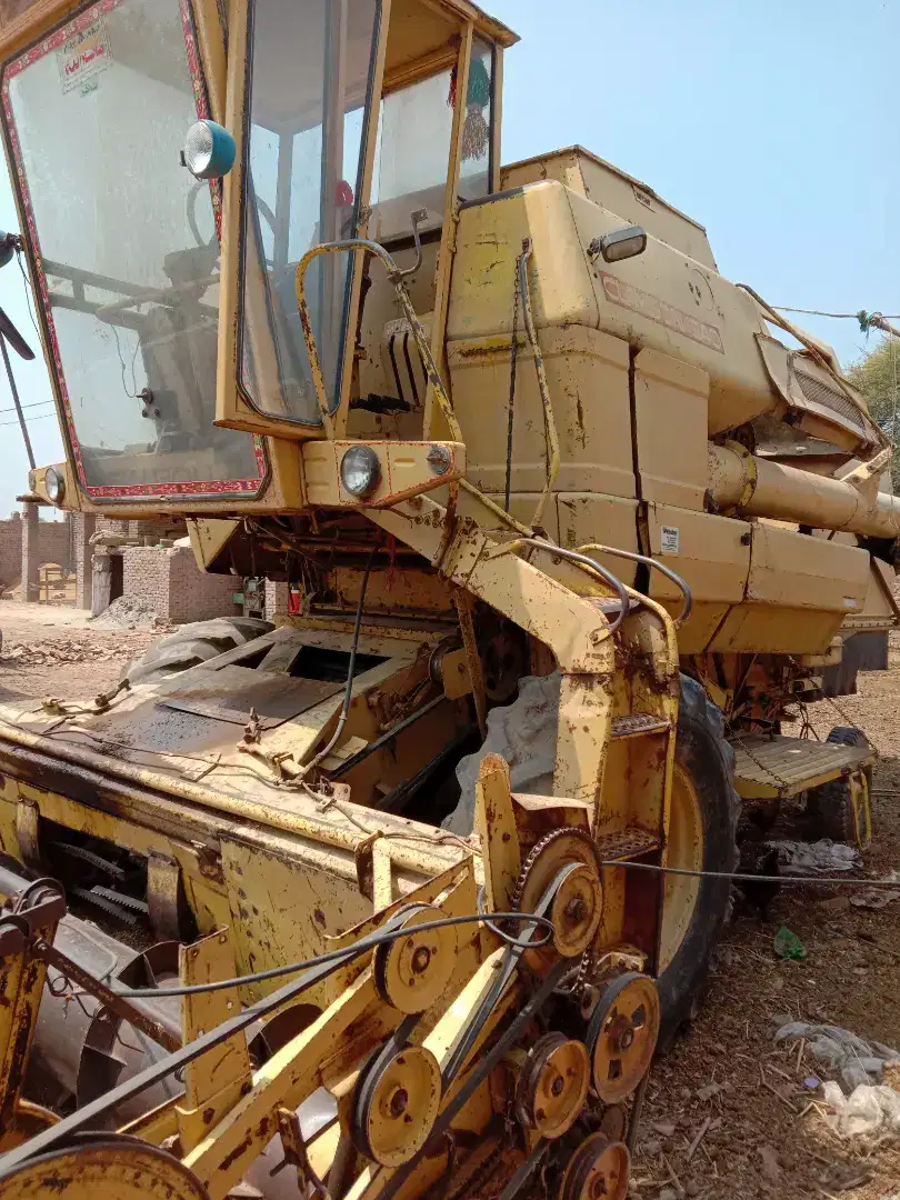 Harvester 1540 available for sale in khanewal