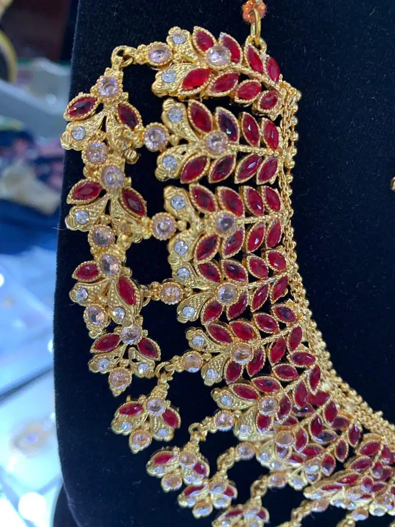 Bridal Nackless available for sale