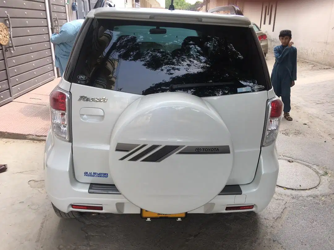 Toyota rush full option jeep available for sale