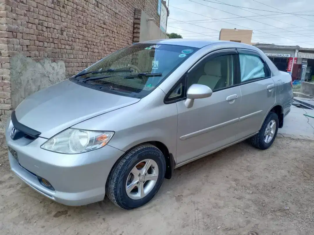 honda city 2004  - 12,345 km