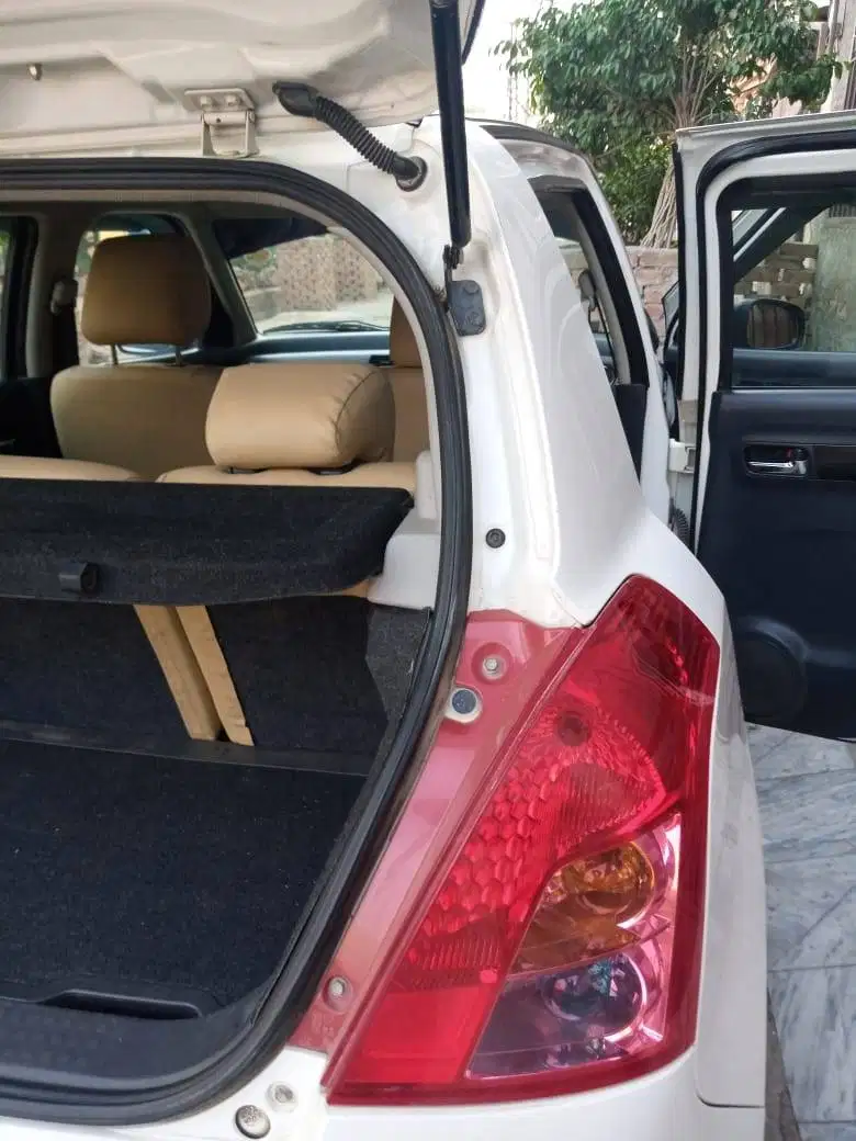 Suzuki Swift 74,517 km for sale in khanewal