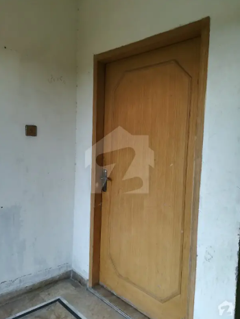 3 Rooms Family Flat Is Available For Rent