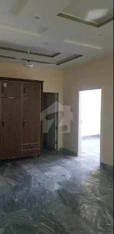 Dc Colony Fresh Flat Avaliable For Rent.