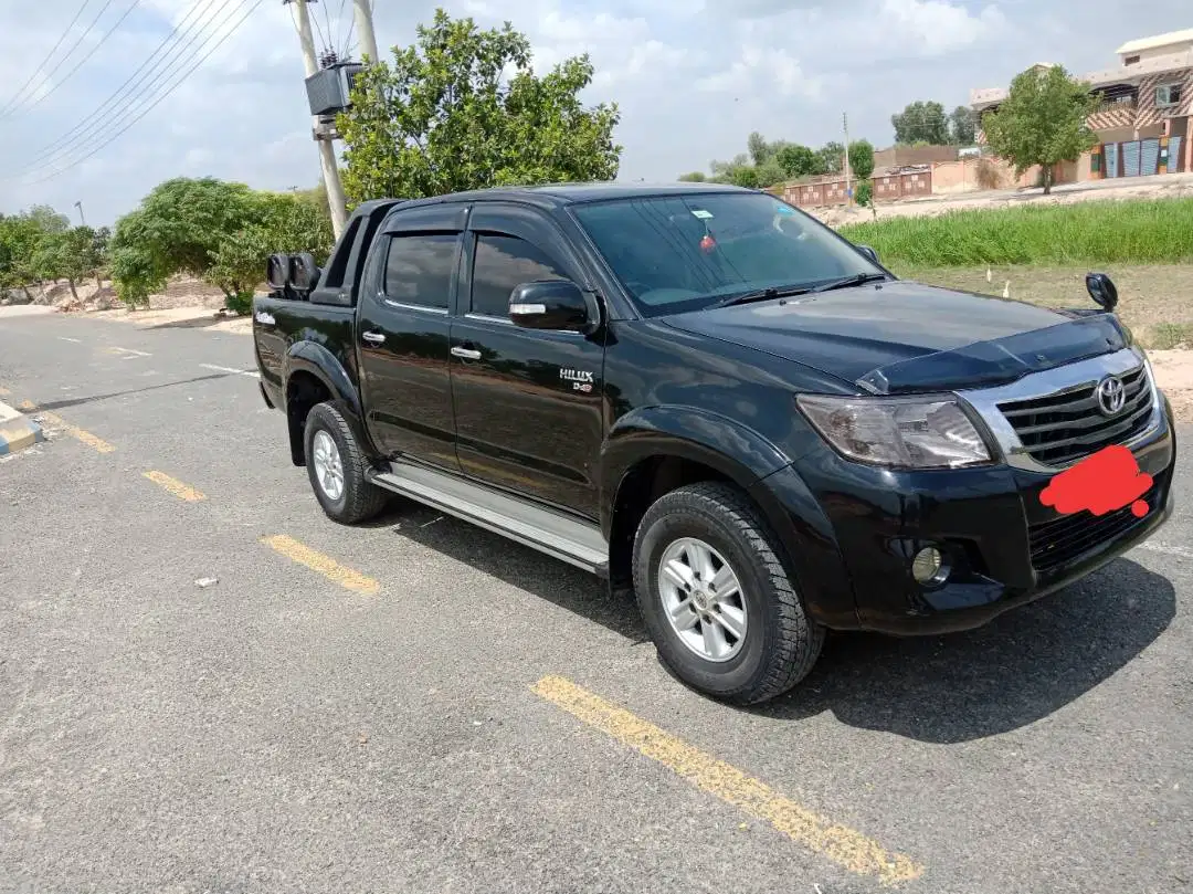 Black Vigo Champ G  for sale in khanewal