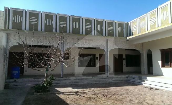 5 Bedroom House For Sale
