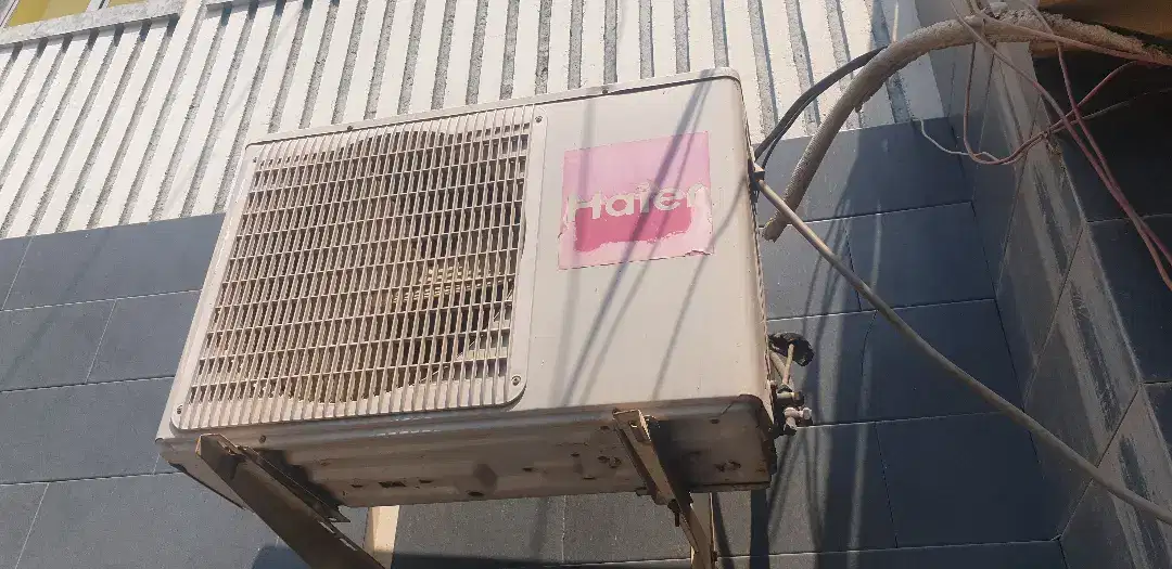 Used Haier AC 1 ton for sale in khanewal