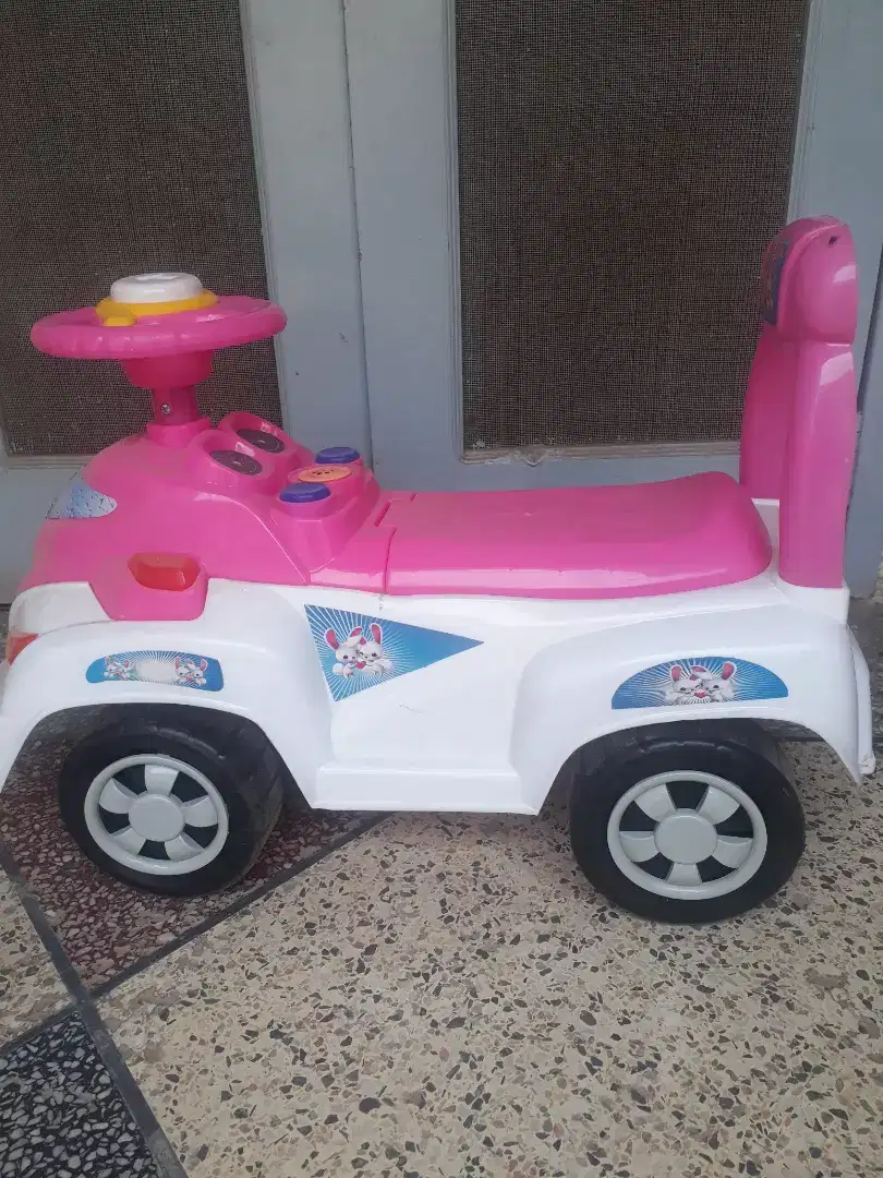 New kids car available for sale