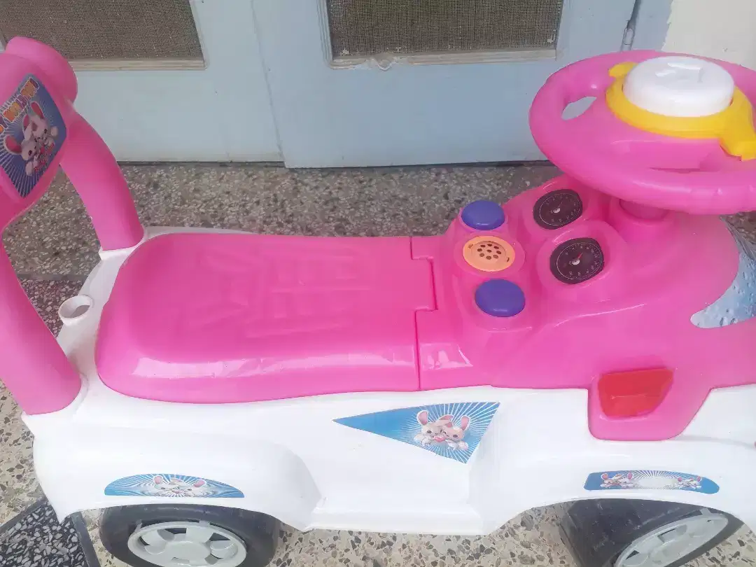 New kids car available for sale