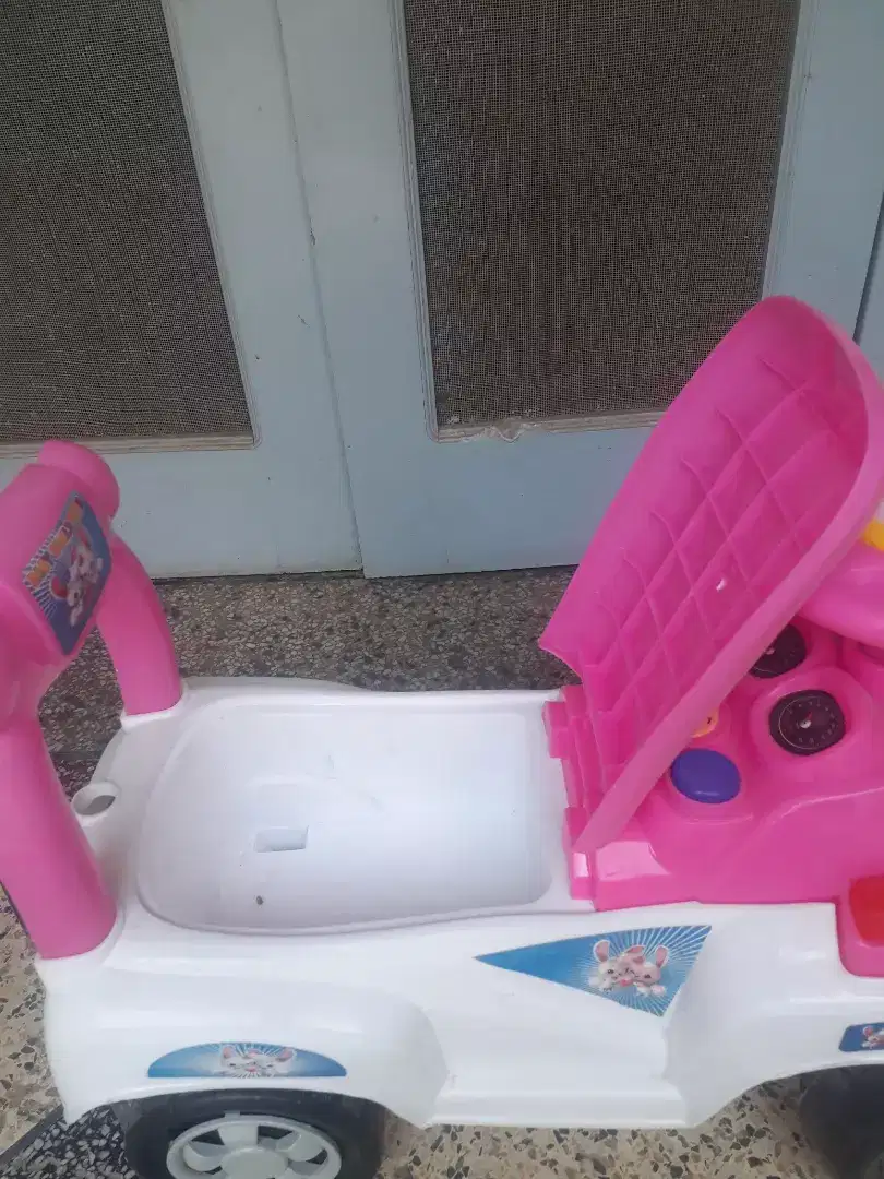 New kids car available for sale