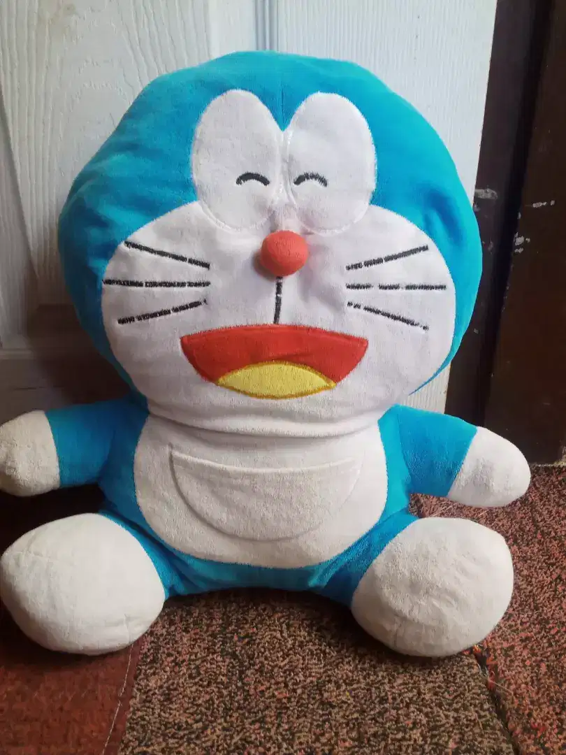Doraemon soft toy condition 10/10 for kids