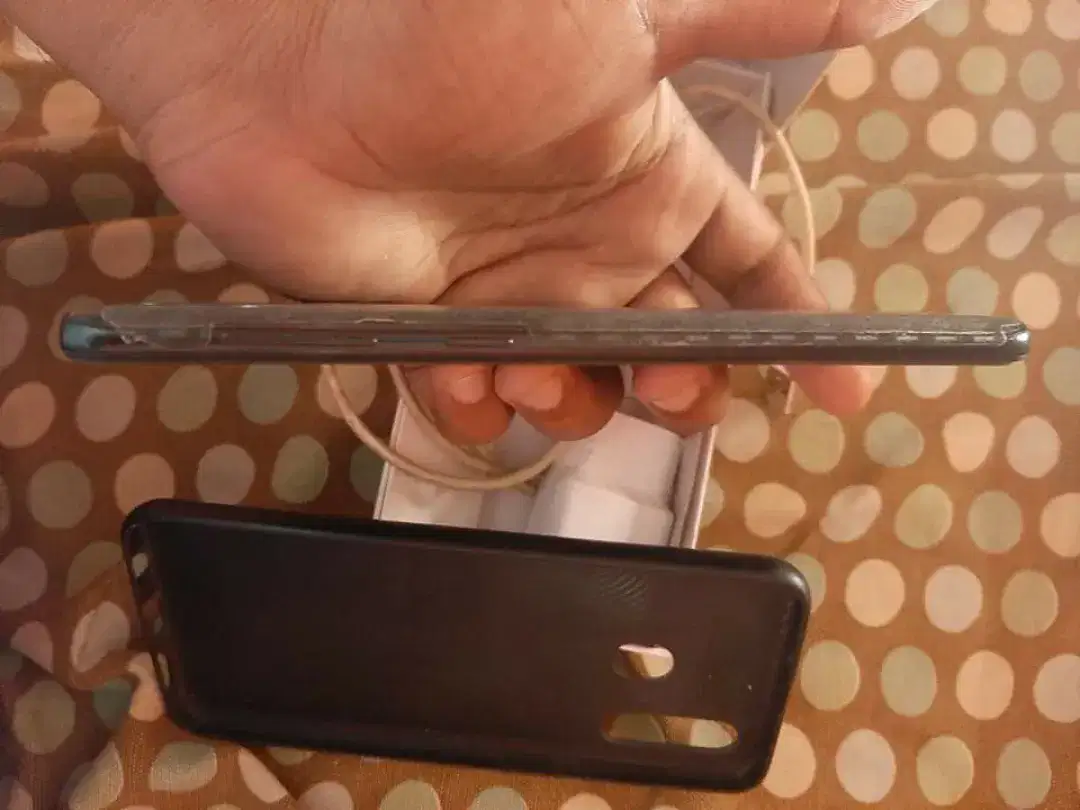 Samsung A20 in good condition for sale in khanewal