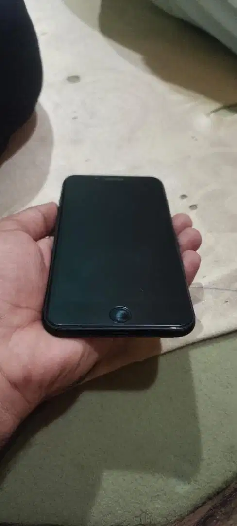 Apple phone 7 plus warrented for sale in khanewal