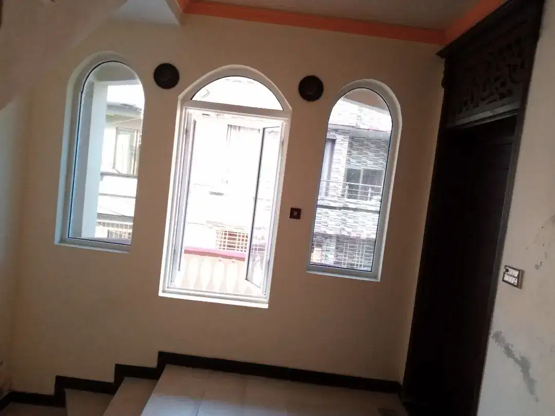 Ghauri town 6.5 marla upper portion for rent
