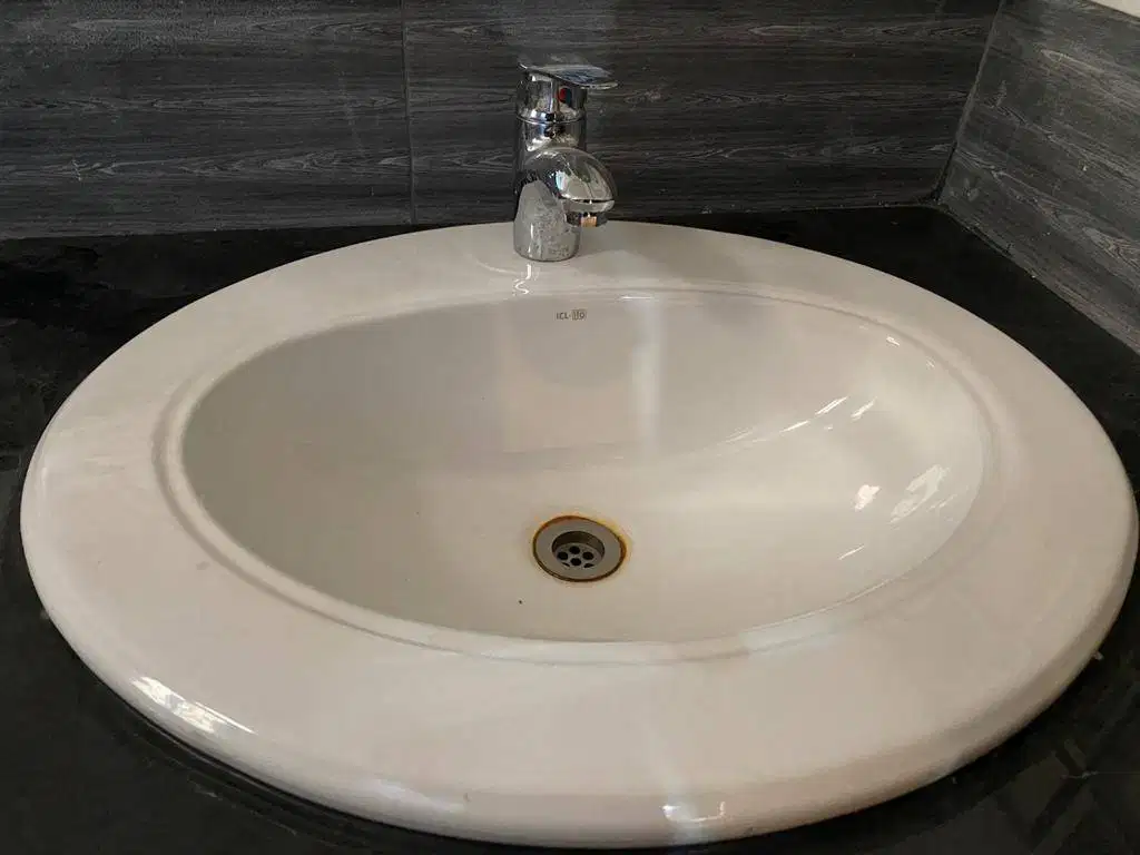 7 MARLA HOUSE FOR SALE IN NAWAB TOWN NEAR BEACONHOUSE SCHOOL