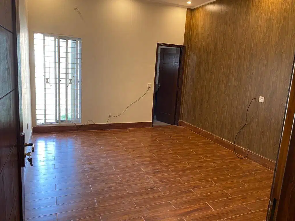 7 MARLA HOUSE FOR SALE IN NAWAB TOWN NEAR BEACONHOUSE SCHOOL