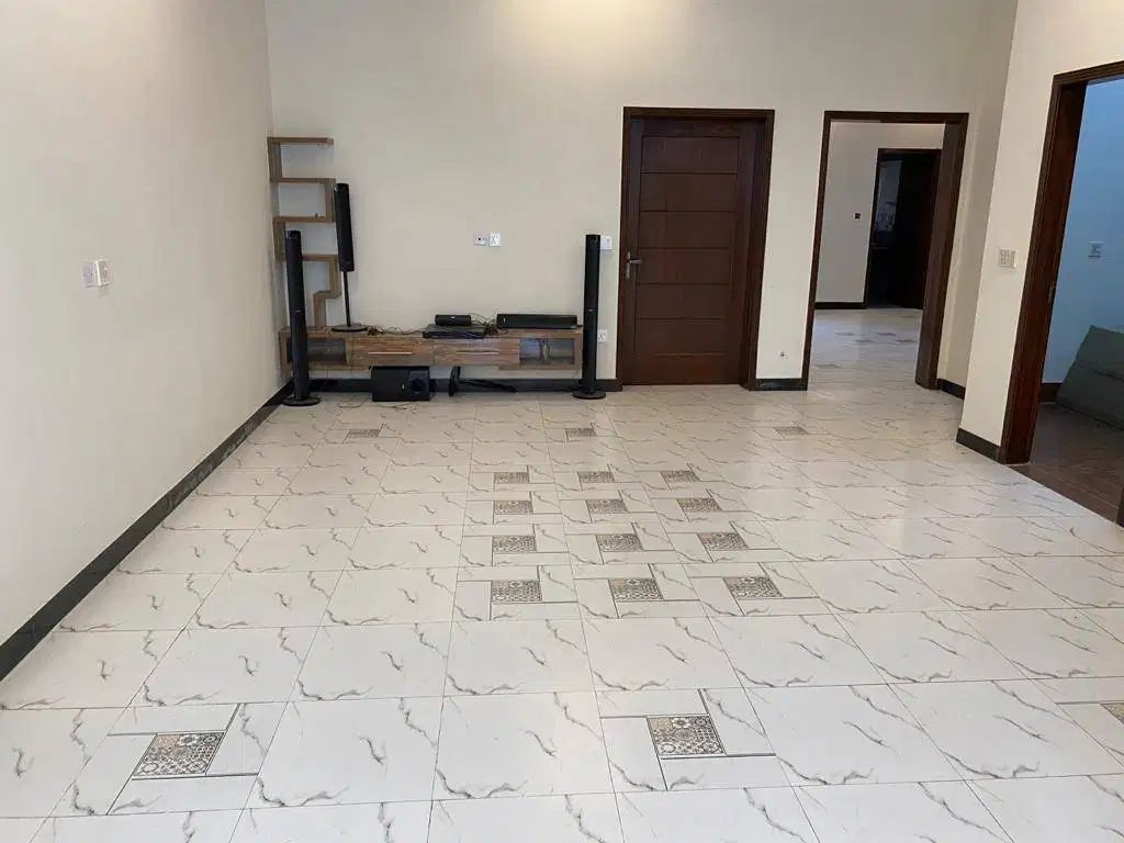 7 MARLA HOUSE FOR SALE IN NAWAB TOWN NEAR BEACONHOUSE SCHOOL