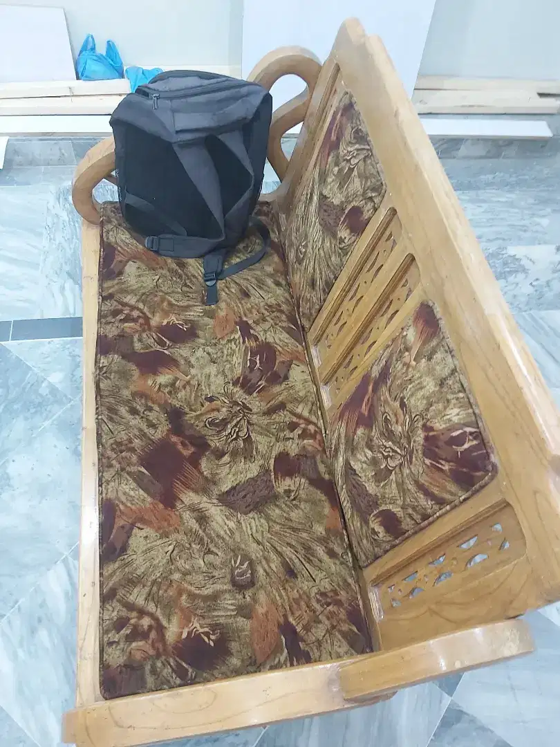 4 seat Sofa set available for sale