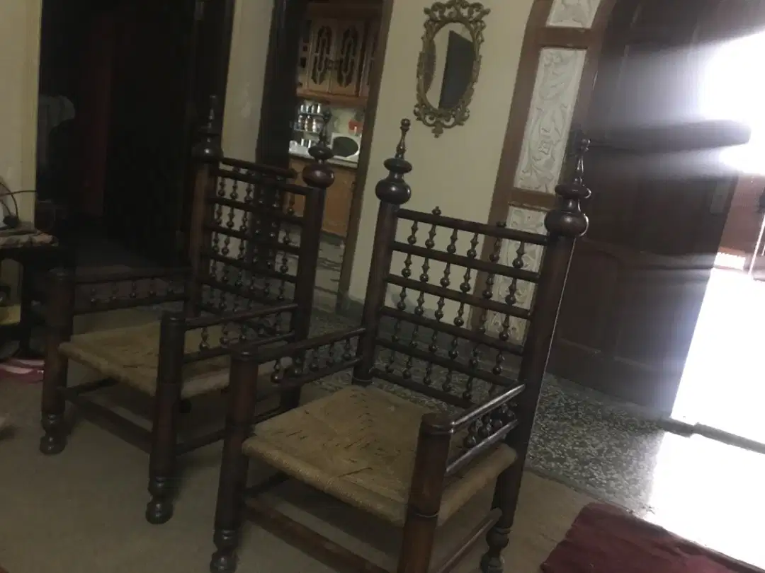 Five seater sofa with 2 chairs’pirah’s