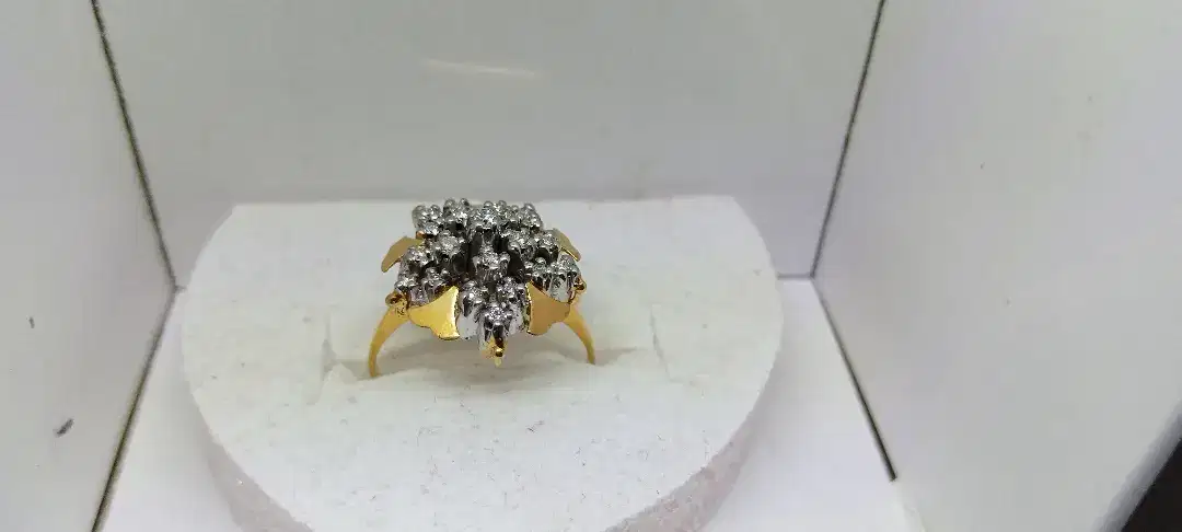 Diamond gold rings available for sale