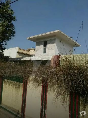 1 Kanal Bungalow Corner In People Colony Attock
