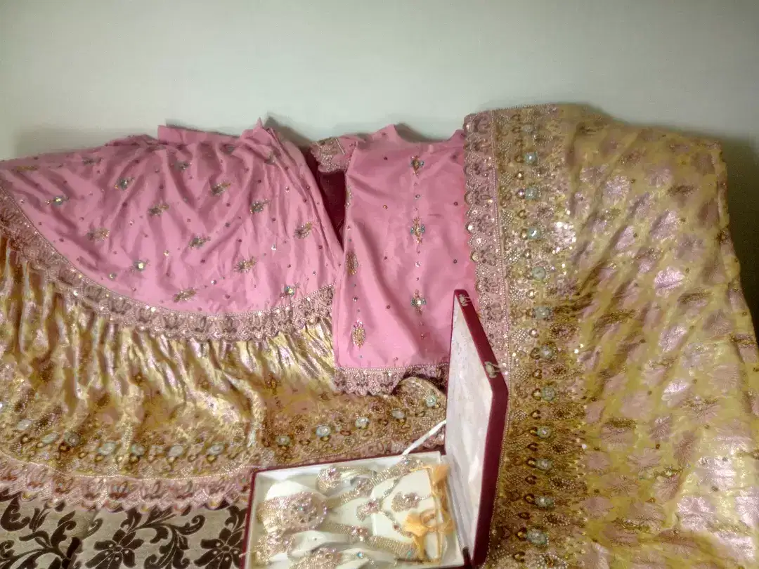 Valima dress with jewelry and bangels set available for sale