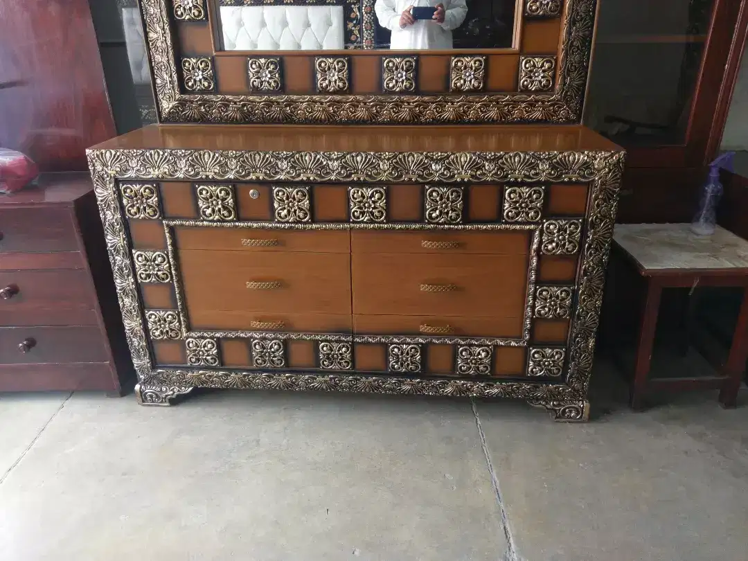 Double bed available for sale