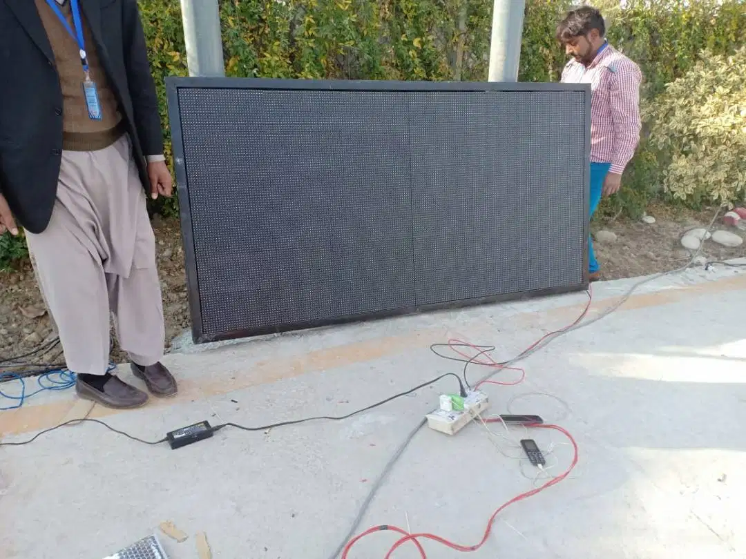 Indoor & Outdoor SMD Screens for sale in sailkot